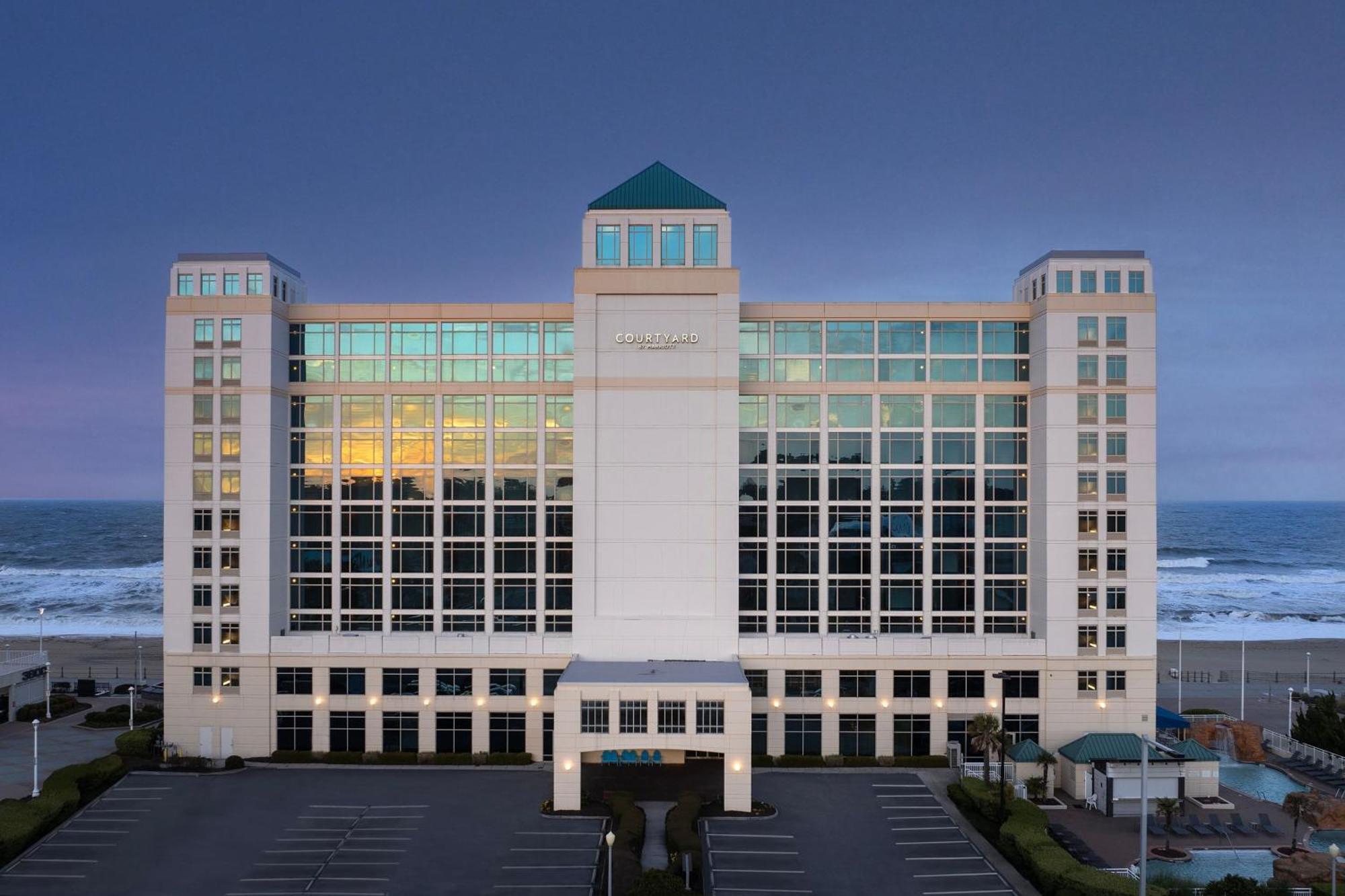 Courtyard Oceanfront / North 37th Street Hotel Virginia Beach